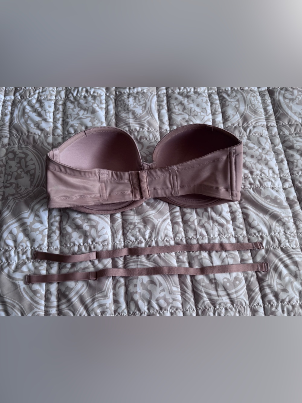 Wacoal Red Carpet Convertible Strapless Bra - Picture 3 of 9